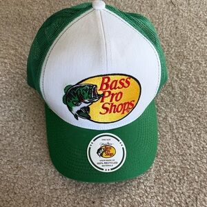 Bass Pro Shops Green and White Cap